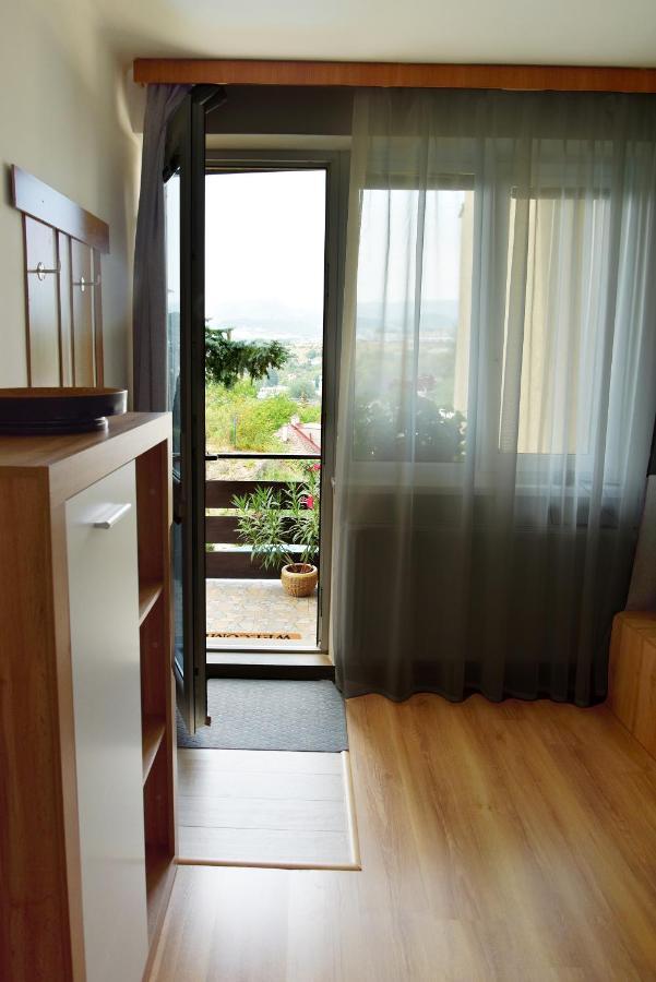 Apartment, Sun Terrace, Privat Parking バンスカー・ビストリツァ エクステリア 写真