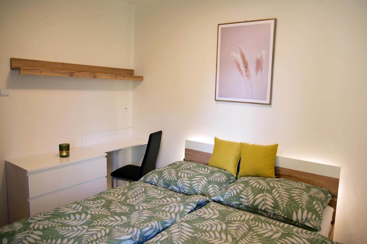 Apartment, Sun Terrace, Privat Parking バンスカー・ビストリツァ エクステリア 写真